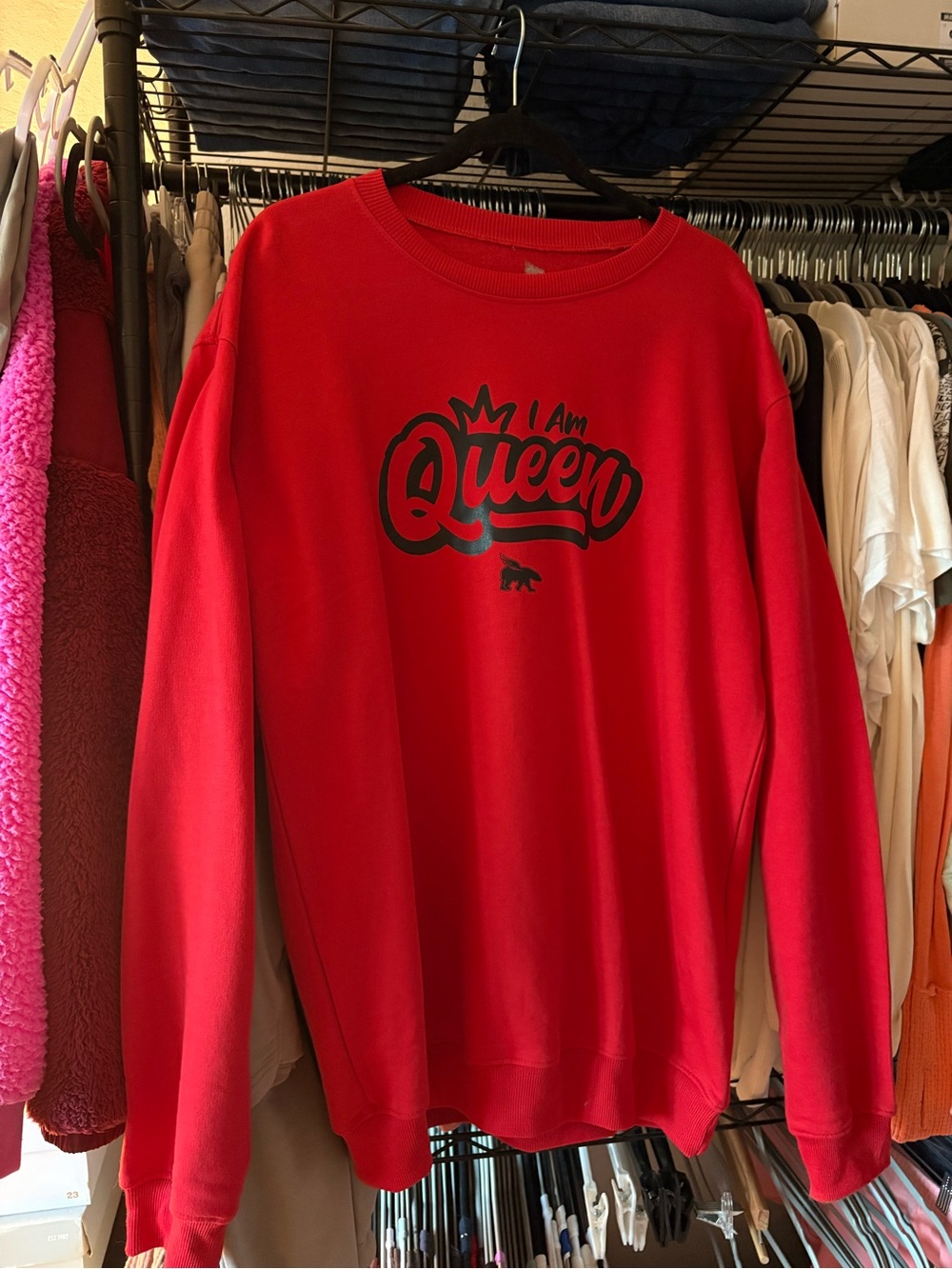 I Am Queen Red Crewneck Sweatshirt